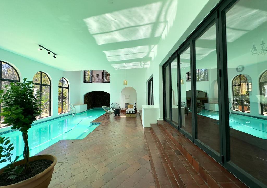 Greater Johannesburg Metropolitan Area Villa | Riverside House with Indoor Pool