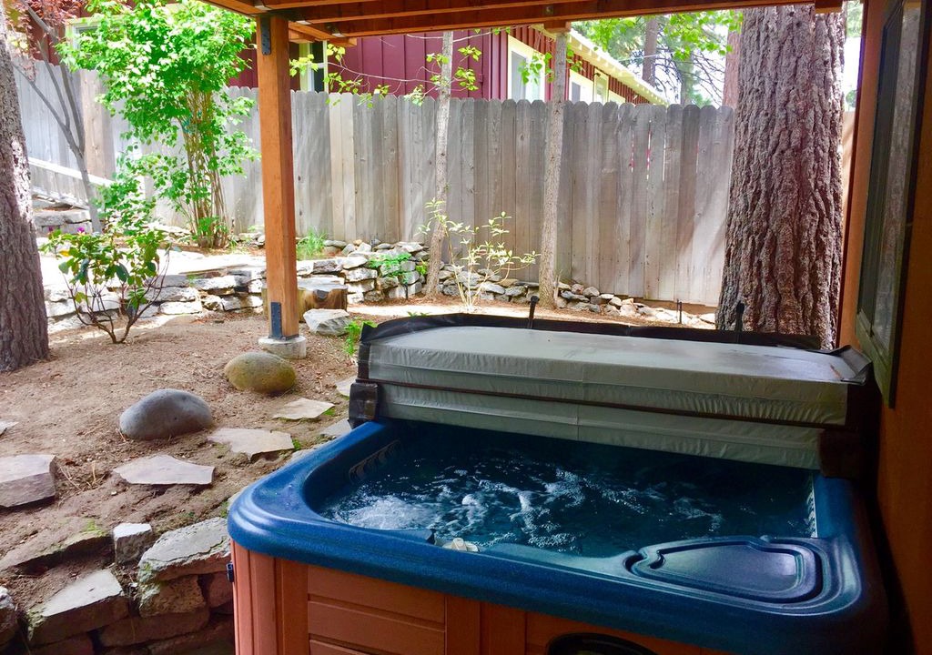 Brockway House | Rocky Retreat with Hot Tub, Fireplace, & Backyard