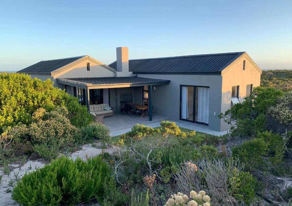Gansbaai House | Romansbaai at 402 - with solar power