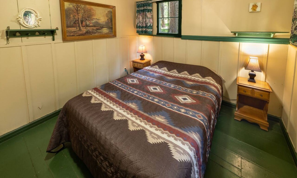 Blairsden-Graeagle Cabin | Romantic Oak Leaf Cabin at Camp Layman | Intimate Mountain Couple's Getaway