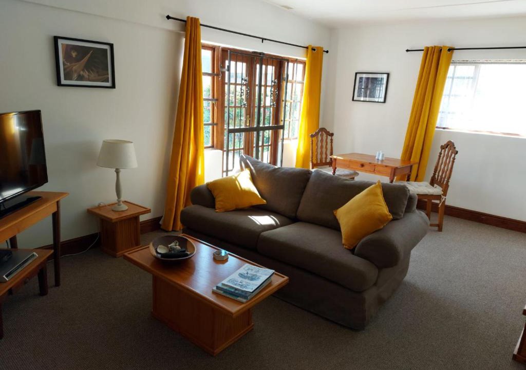 Westcliff Apartment | Rose Cottage