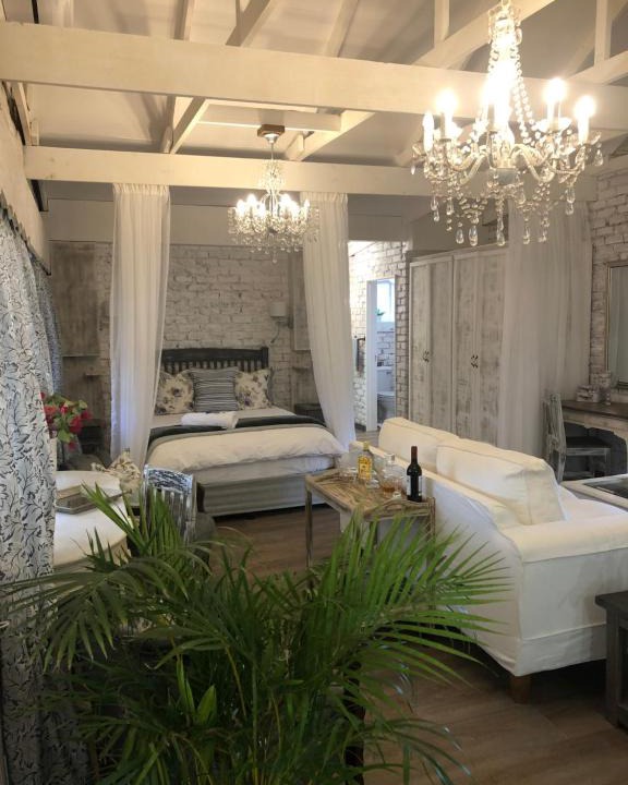 Makhado House | Rose & Ivy Guesthouse