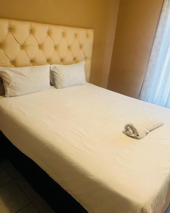 Vereeniging House | Royal Nest Guest House