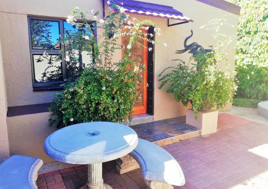 Vryburg House | Safari Guesthouse