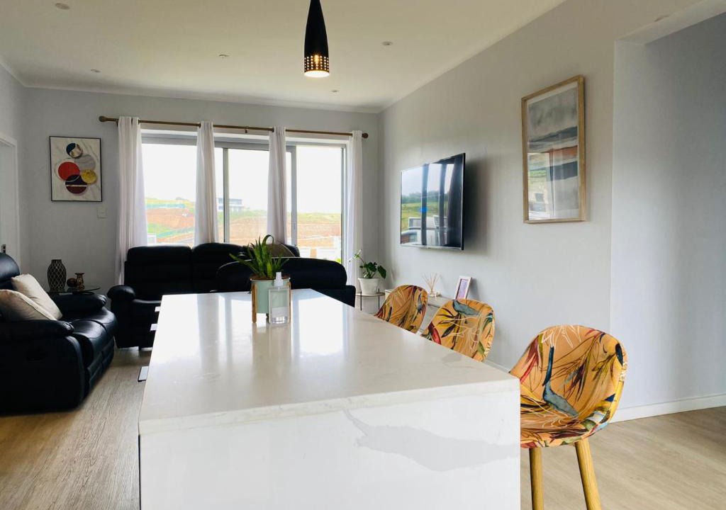 Sheffield Beach Apartment | Salt Rock luxury coastal estate Aura