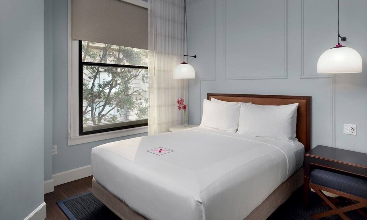 Union Square Hotel | San Francisco Getaway: Historic Style & Contemporary Tech, 3 Units