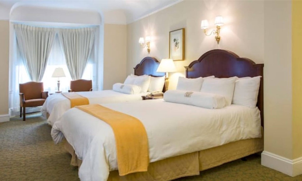 Theater District Apartment | San Francisco Union Square Comfort & Tradition
