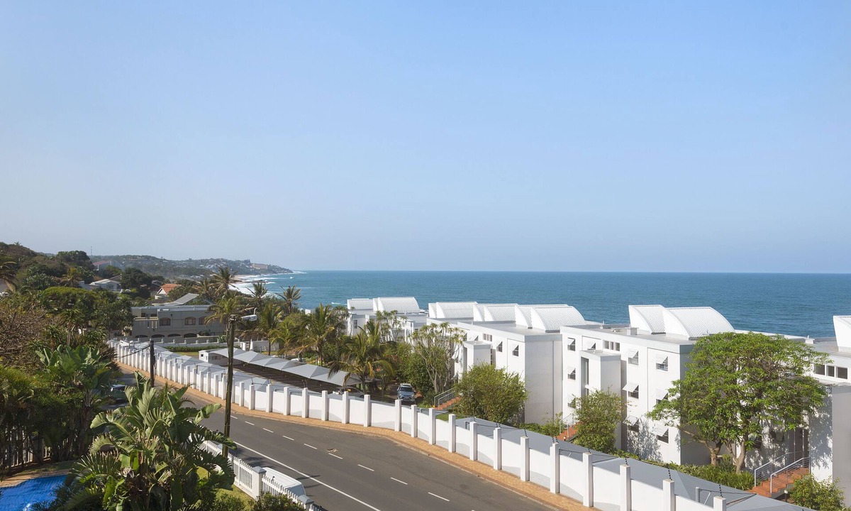 Shaka's Rock Apartment | San Marino 15 - Four Bedroom Apartment, Sleeps 8
