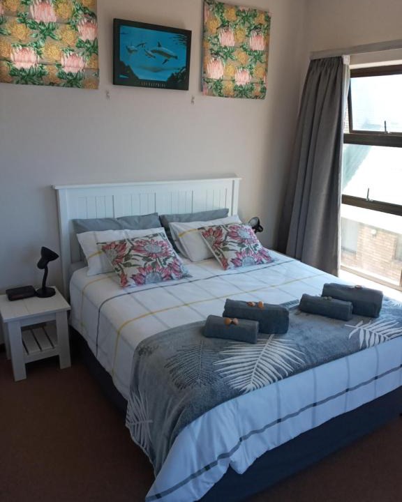 Cape Saint Francis Apartment | Sandown Self-Catering