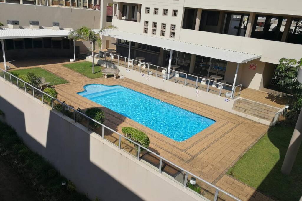 Margate Beach Apartment | Santorini 302a