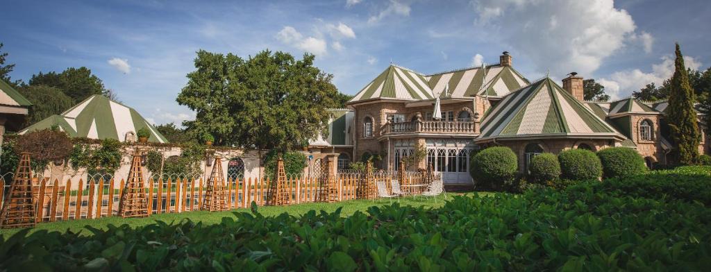 Kempton Park AH Hotel | Schoon Huis Manor
