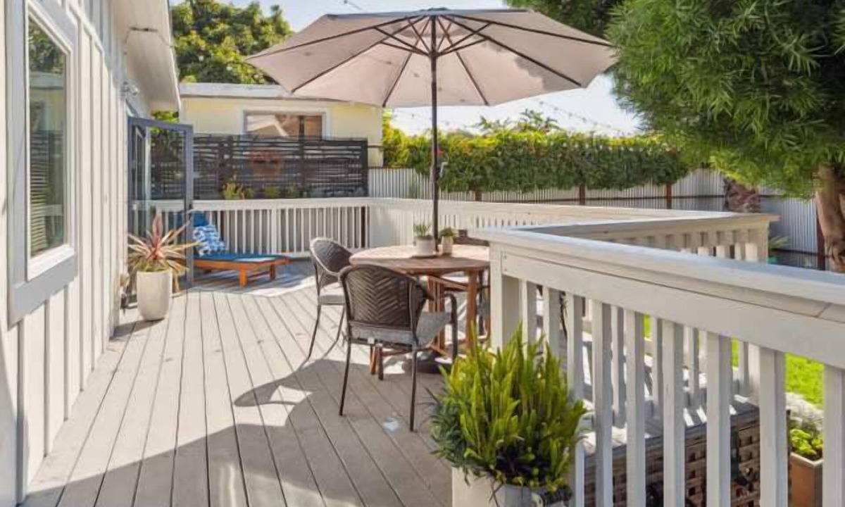 Westside Santa Cruz House | Sea La Vie