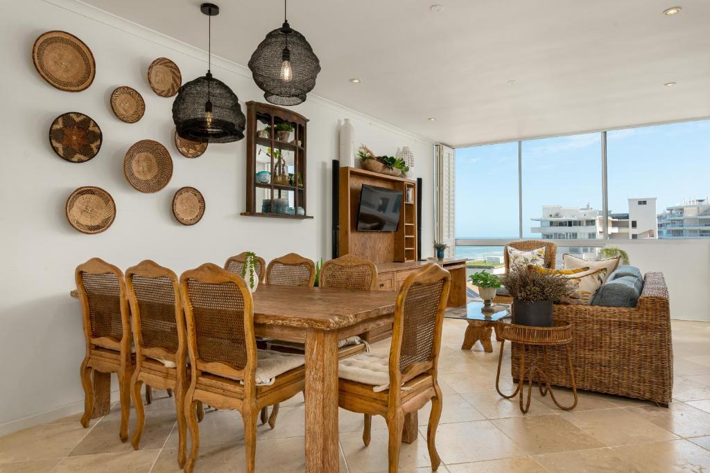 Bantry Bay Apartment | Seacliffe 506