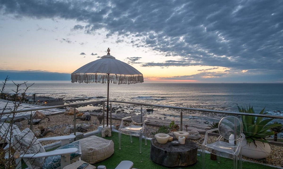 Sea Point Condo | Seagarden Penthouse - private rooftop apartment with garden & breathtaking views