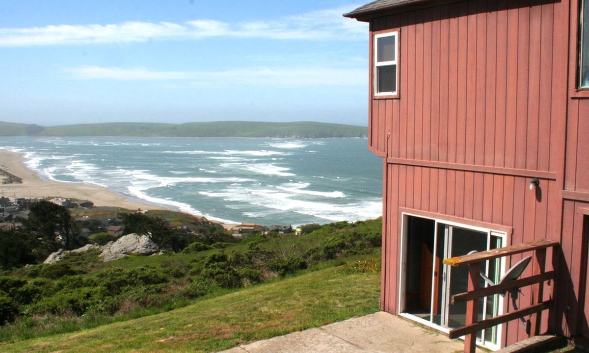 Dillon Beach Cabin | Seaside Cabin Rental with Hot Tub Perfect for Glamping in Northern California