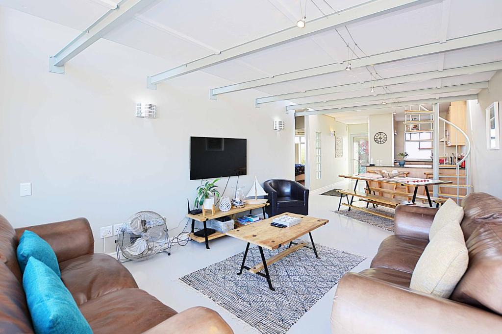 Big Bay Apartment | Seaside Village Beach Penthouse