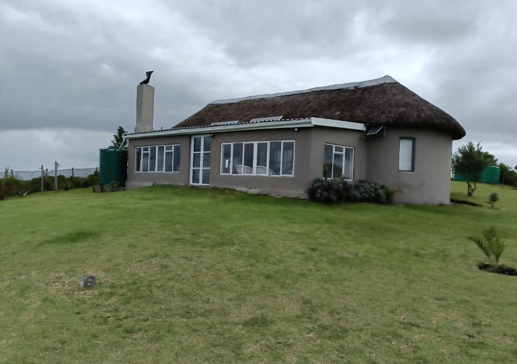 Mdumbi Ski Chalet | Seaview Cottage