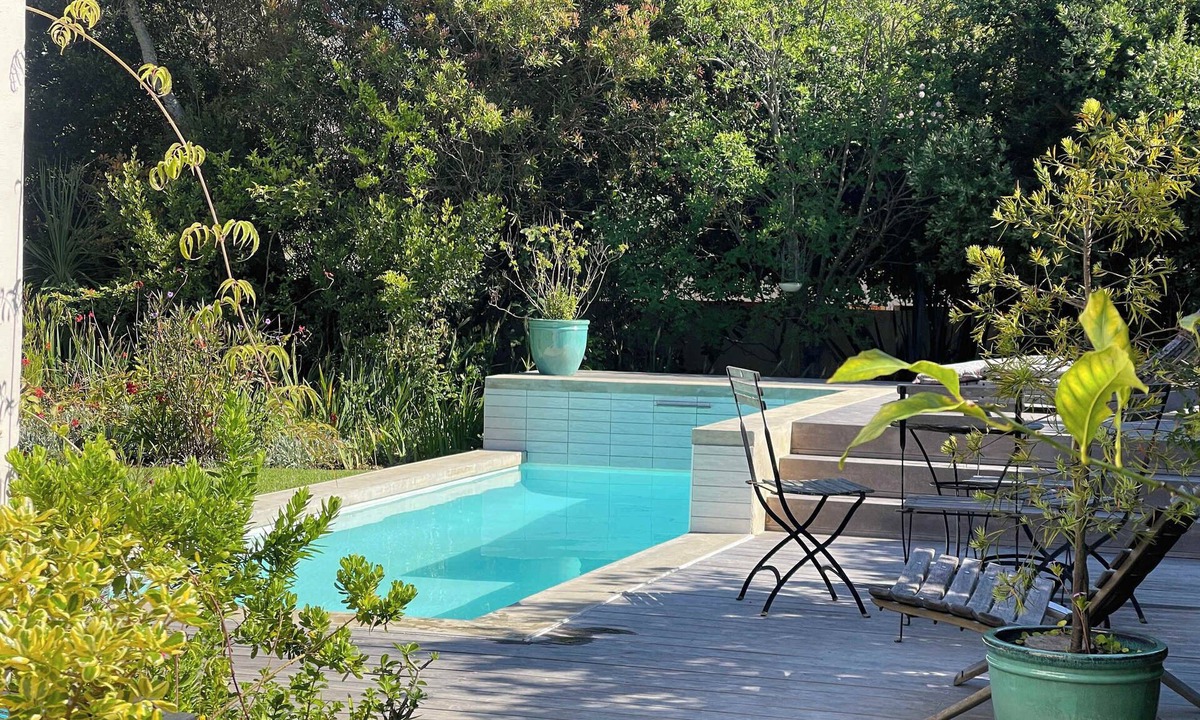Plettenberg Bay Villa | Secret Garden Villa | 3BD w/Pool & Ocean Peek