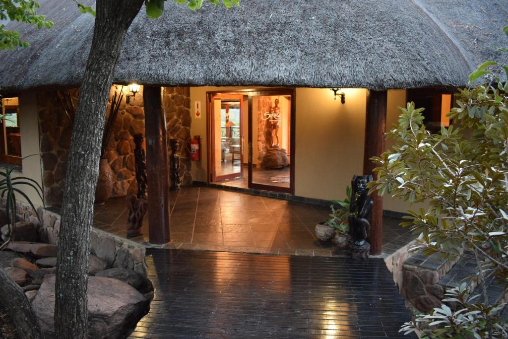 Vaalwater Cabin | Sekala Private Game Lodge