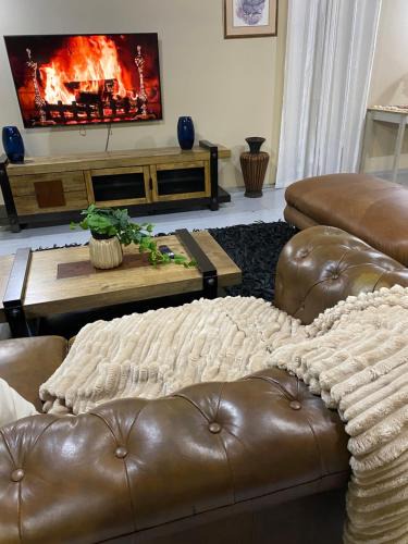 White River House | Serene Exclusive Country Retreat