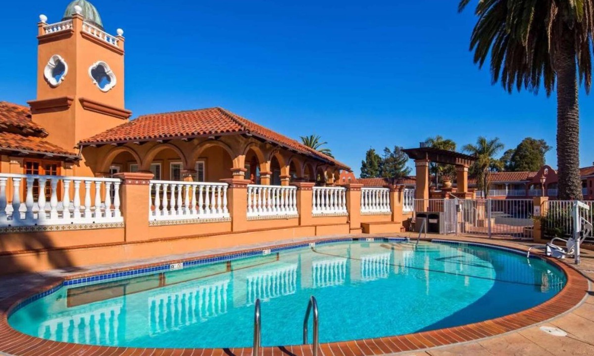 Millbrae Hotel | SFO El Rancho Inn | Free Breakfast. Near Airport