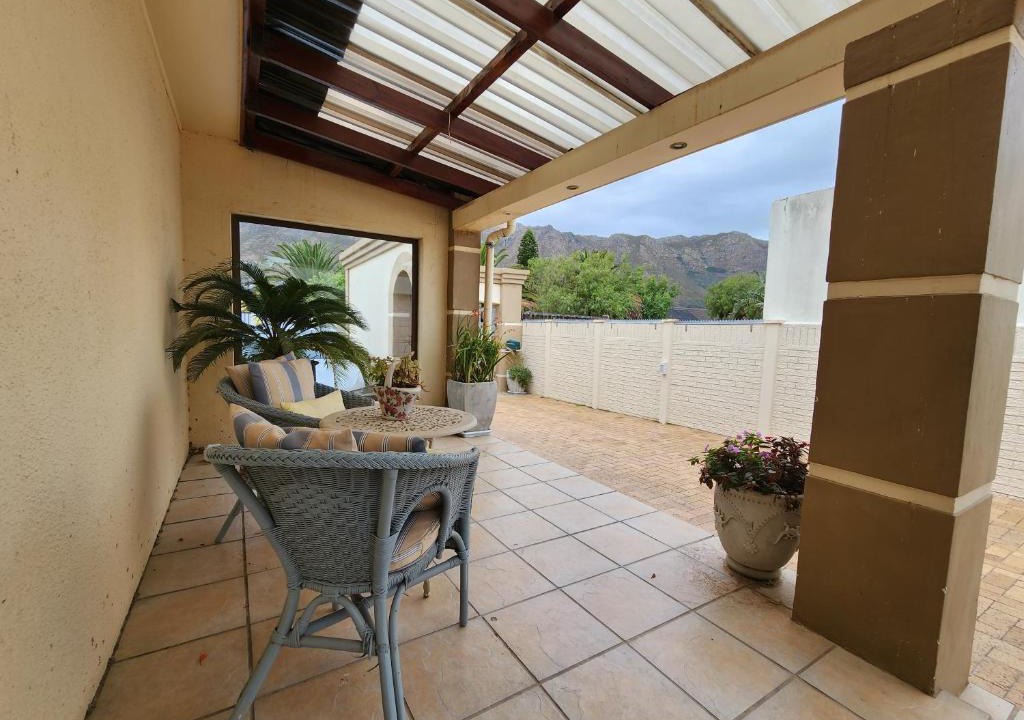 Gordon's Bay House | Shalom On The Bay