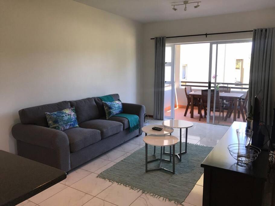 Umhlali Apartment | Sheffield Suite 1