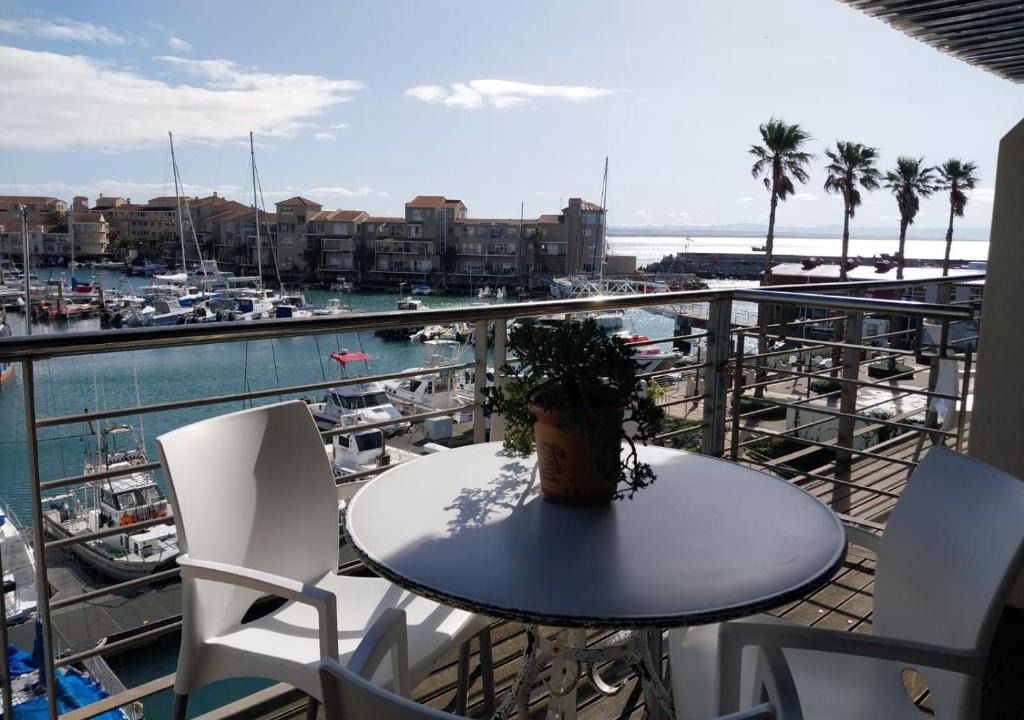 Saint Francis Bay Apartment | Ships Bell 17B