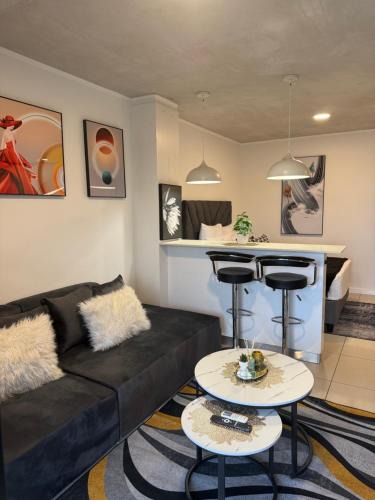Hillhead Apartment | Sibaya's New Horizon Apartment in Coral Point