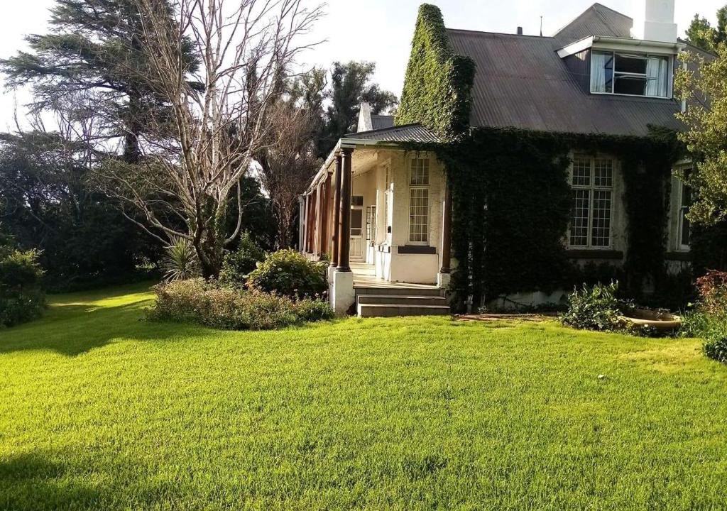 Harrismith House | Signature Guesthouse