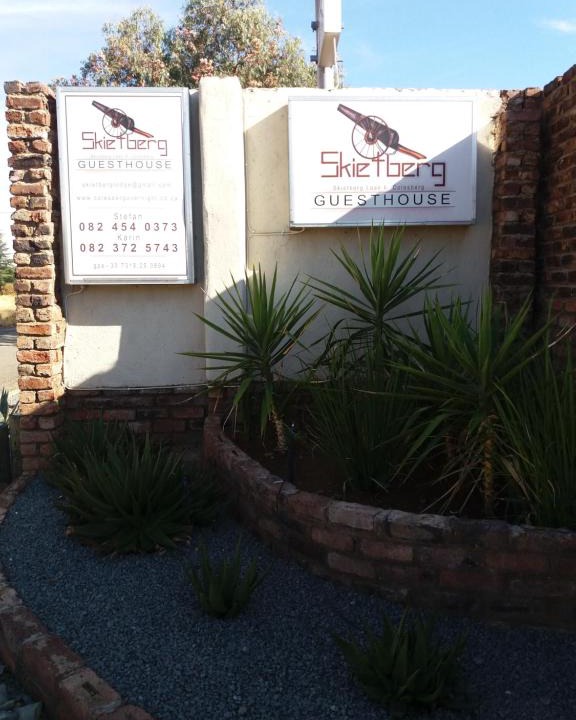 Colesberg Cabin | Skietberg Lodge