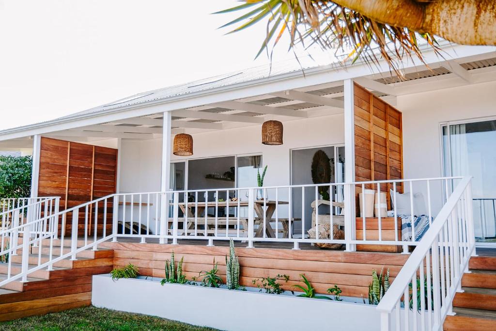 Port Elizabeth Apartment | Skoon Seaside Accommodation