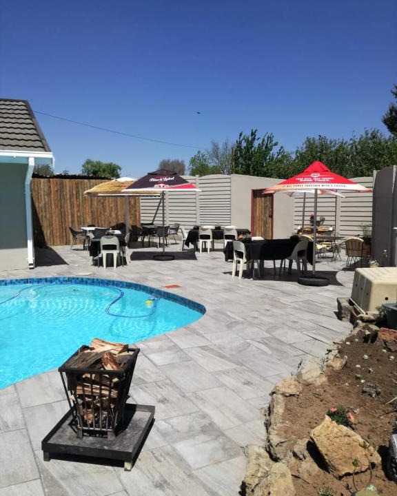 Harrismith Bed & Breakfast | Skylight Lodge
