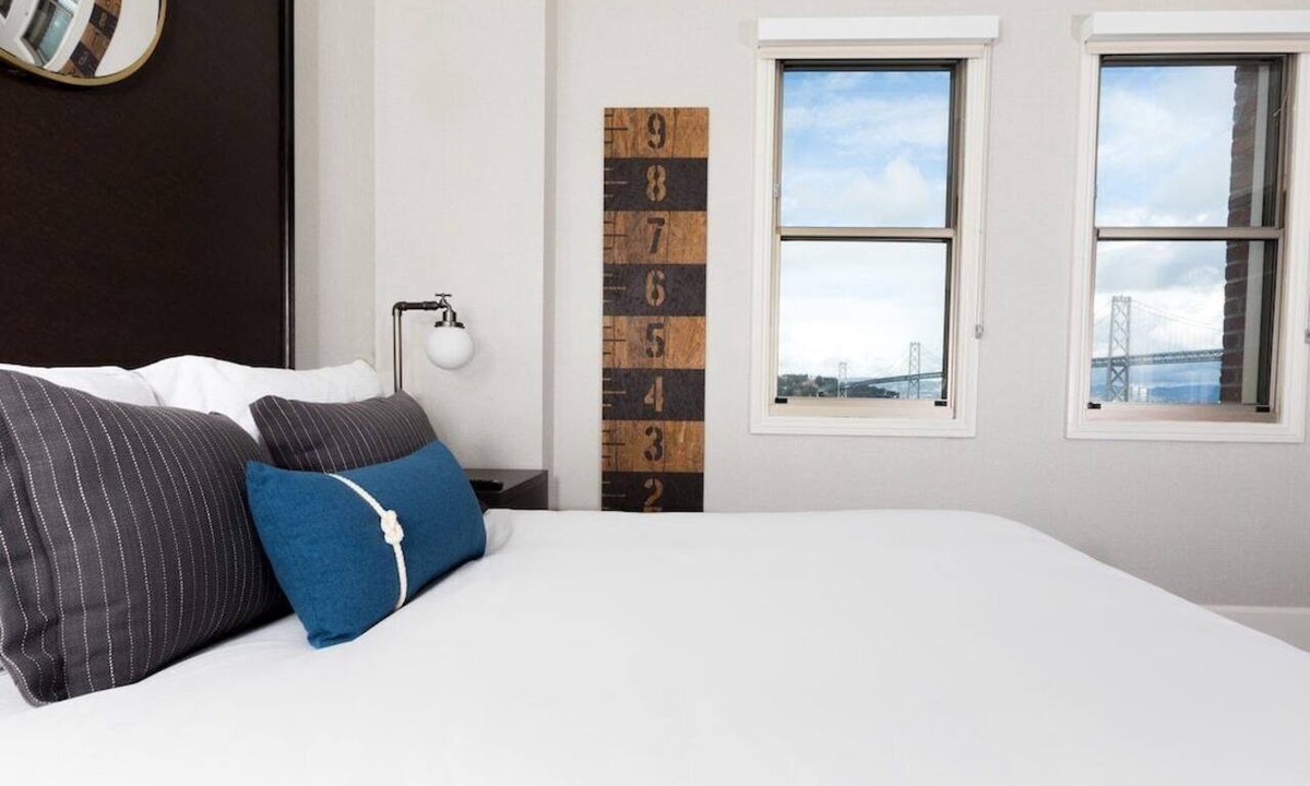 South Beach Hotel | Skyline Penthouse Suite w/Breakfast | Allows Pets & Access to Pool via YMCA