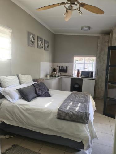 Kimberley House | Sleep At Solomon 8A