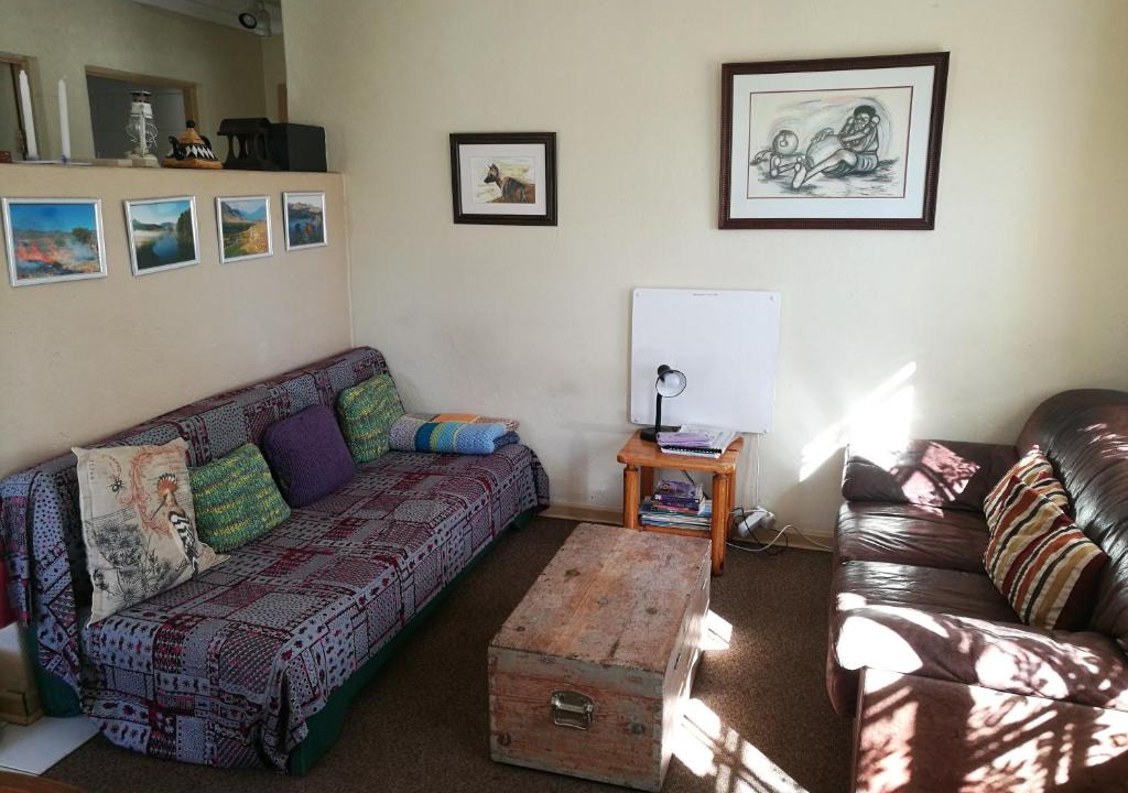 Rhodes House | Snow Cottage