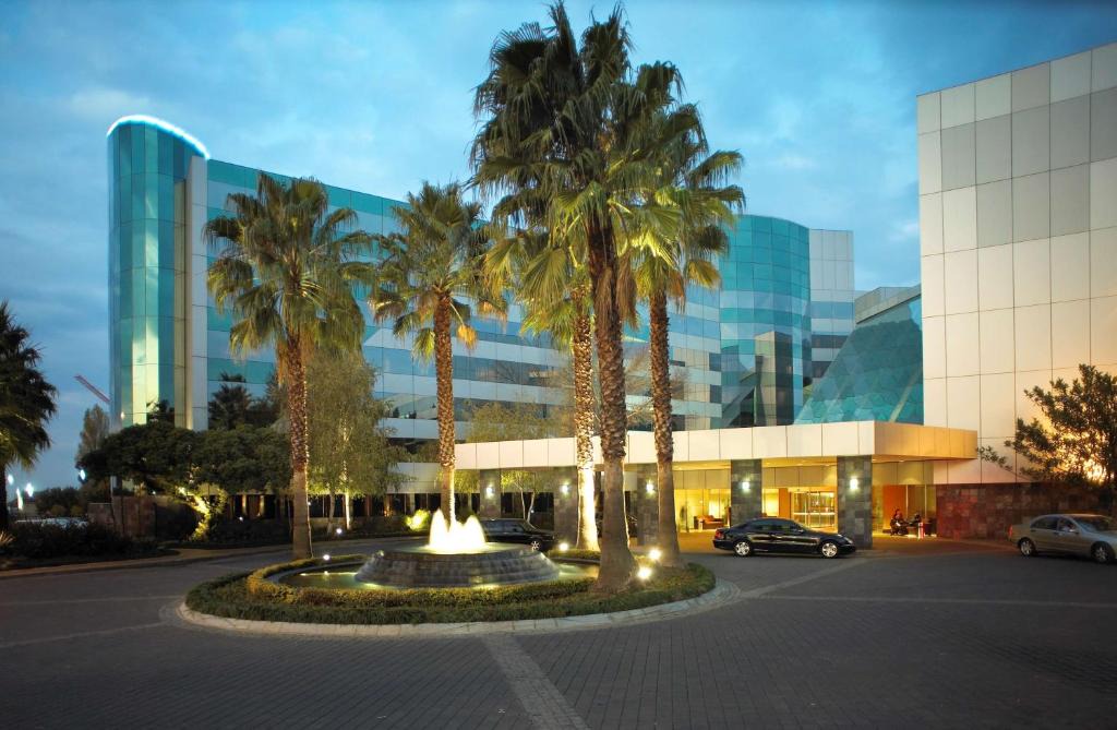 O.R. Tambo Hotel | Southern Sun OR Tambo International Airport