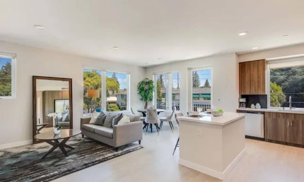 Menlo Park Condo | Spacious 2BR Retreat at Realm Apartments