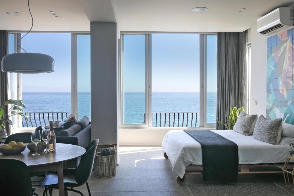 Clifton Apartment | Spacious Studio Apartment - Number 4702