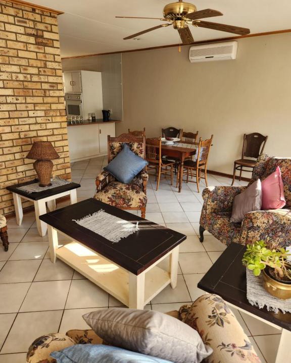 Zeerust House | Squirrels Den