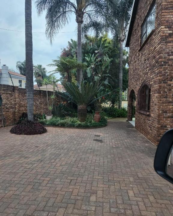 Bedfordview House | Squirrels Guest House