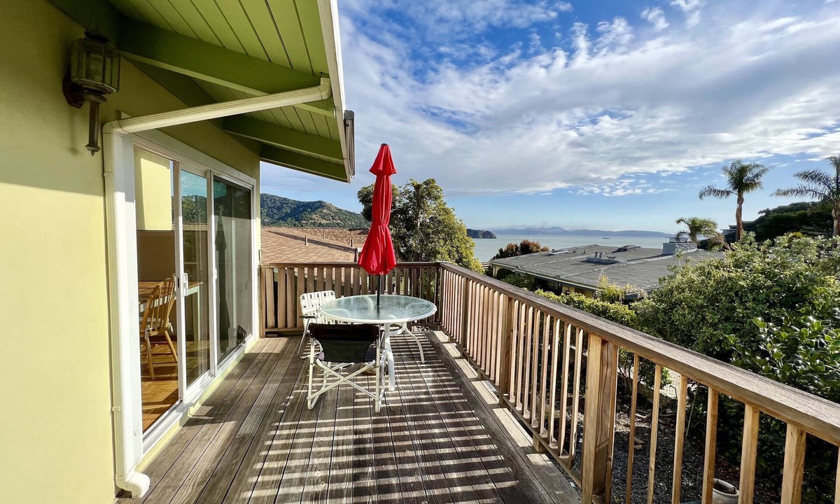 Belvedere Tiburon House | Stay near San Francisco Bay, enjoy our 2+bedroom Tiburon retreat