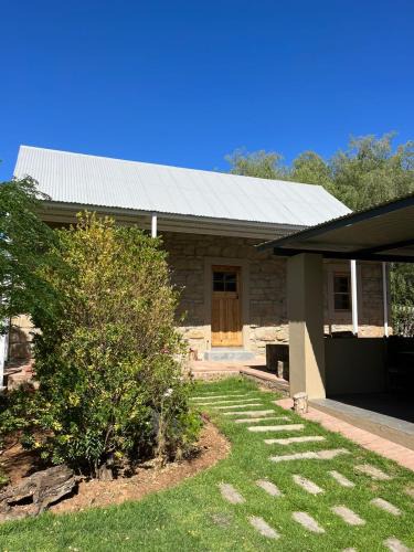 Oudtshoorn Apartment | Stoneridge