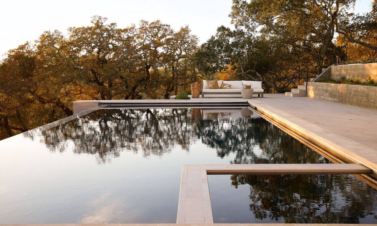 Glen Ellen House | Stunning Estate - 3BD All Ensuite with gardens, pool