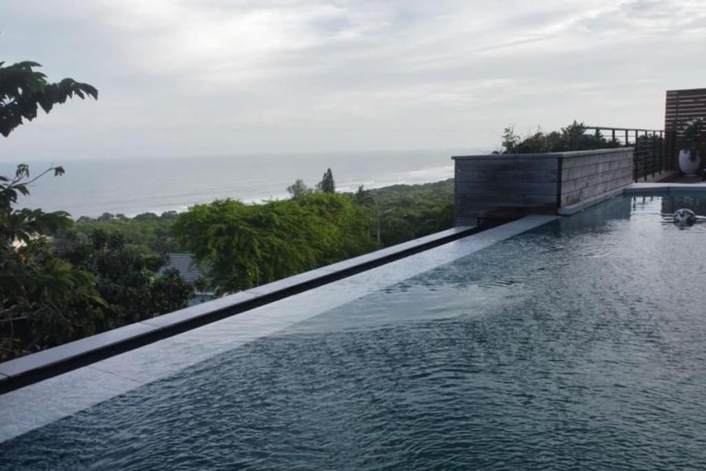 Zinkwazi Beach Villa | Stunning home with amazing views