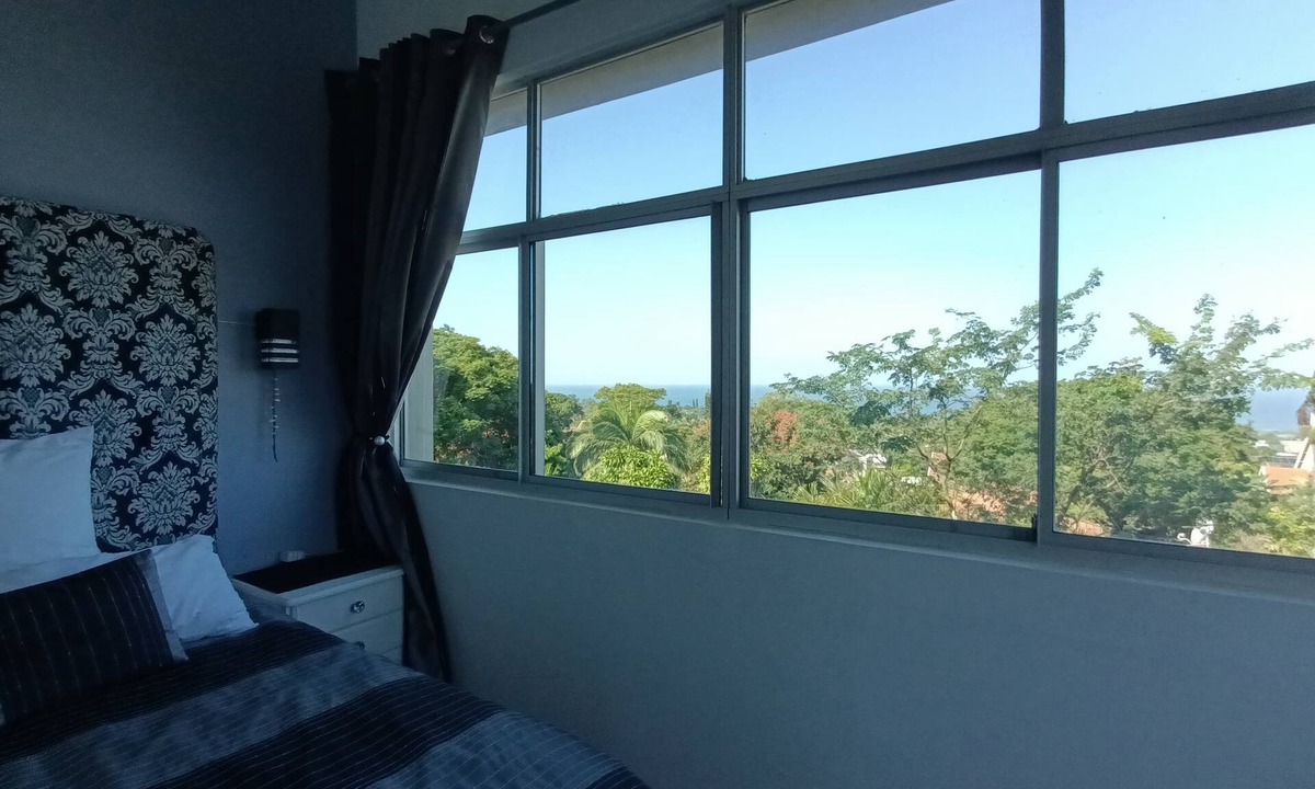 Durban North Apartment | Stunning Sea Views summarize this property!