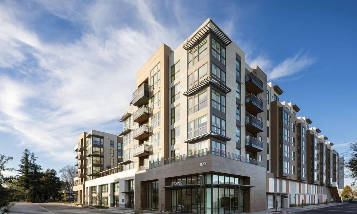 Mountain View Condo | Stylish Avelle 1BR Condo – Outdoor Pool and Hot Tub