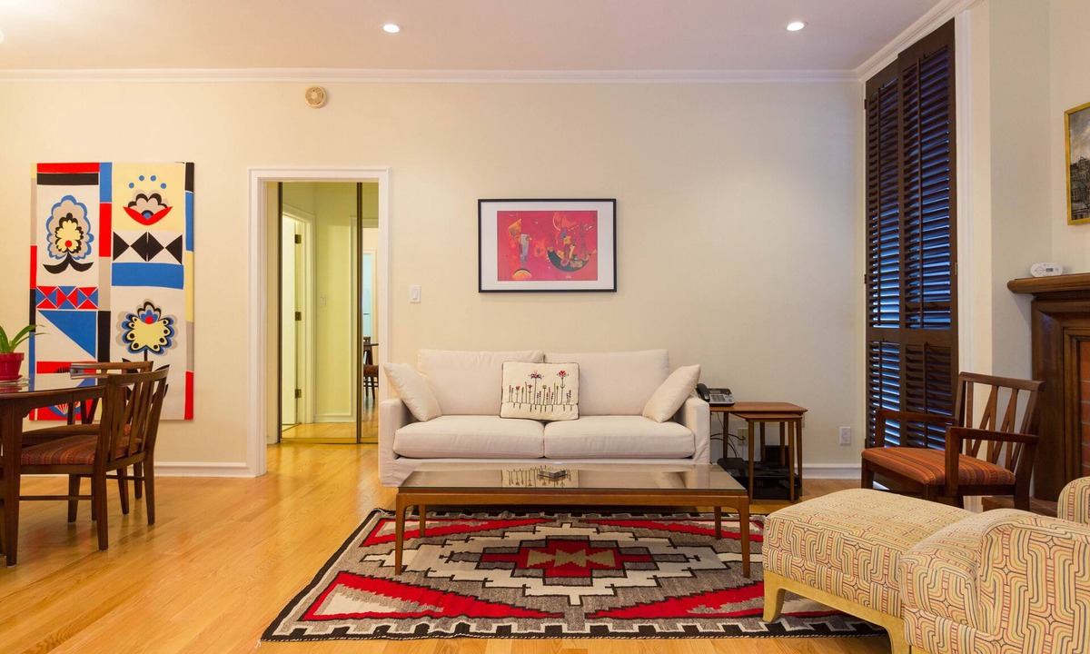 Lower Nob Hill Condo | Stylish & Central Nob Hill Condo on quiet courtyard-parking space