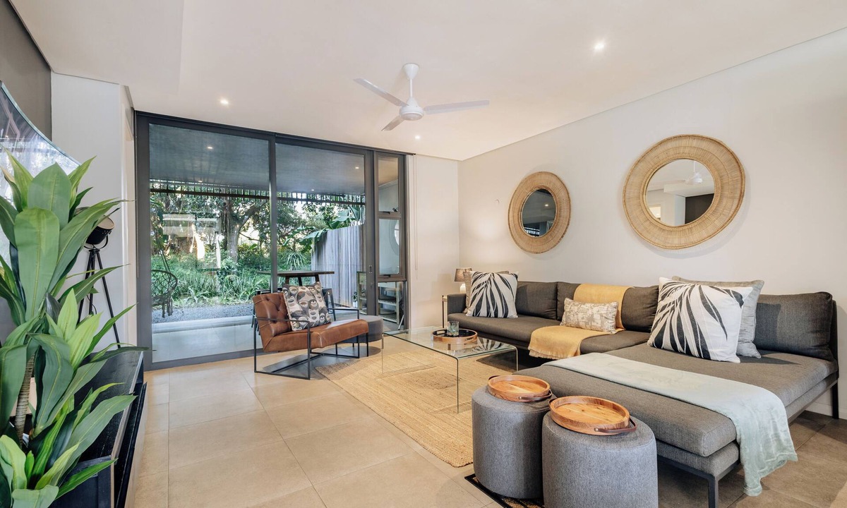 Salt Rock Apartment | Stylish Retreat, Forest, Braai & Back-up Power