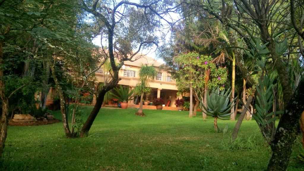 Roodeplaat Bed & Breakfast | Suikerbosrant Sleep and go